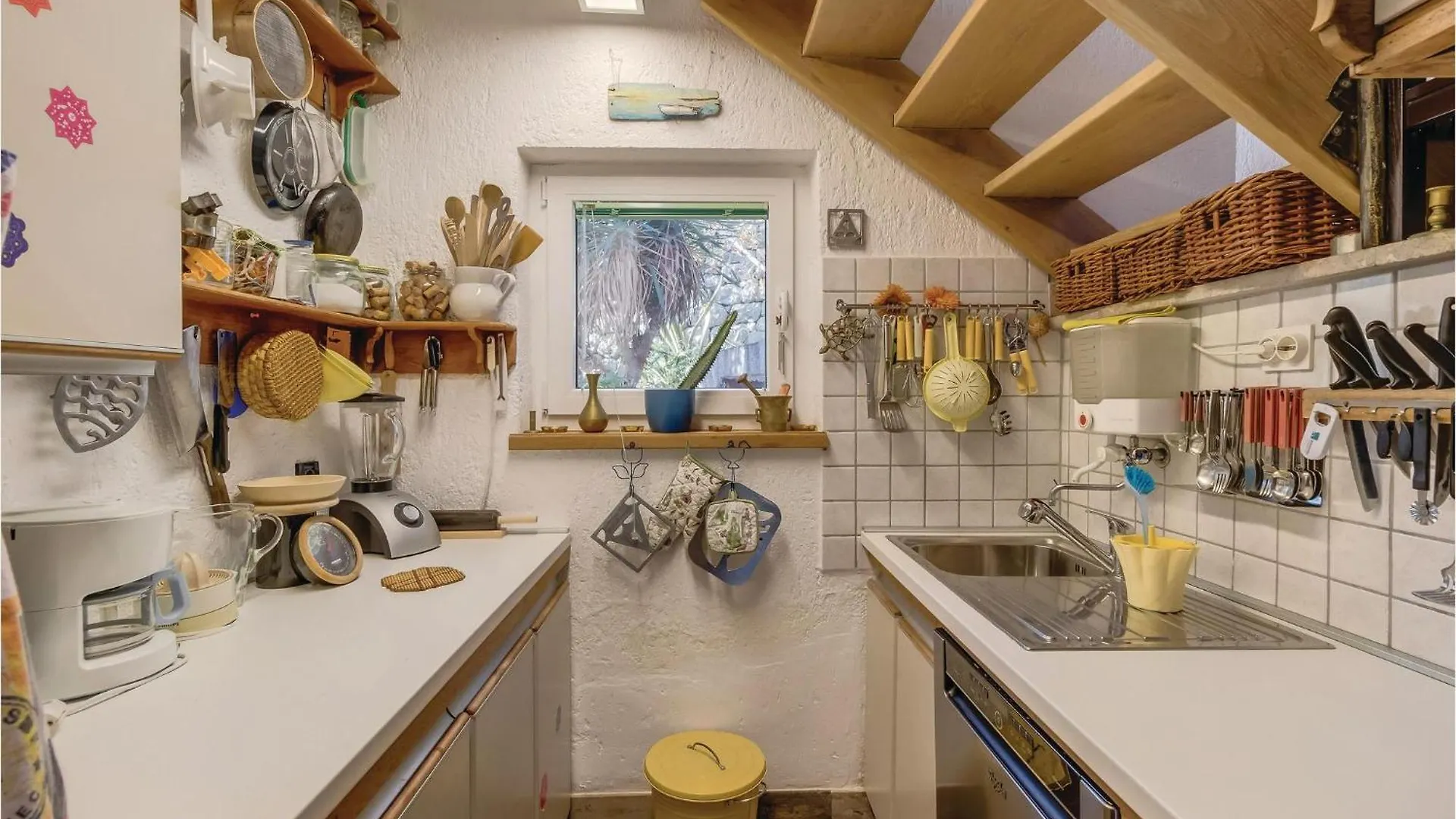 Pet Friendly Home In Mali Losinj With Sauna