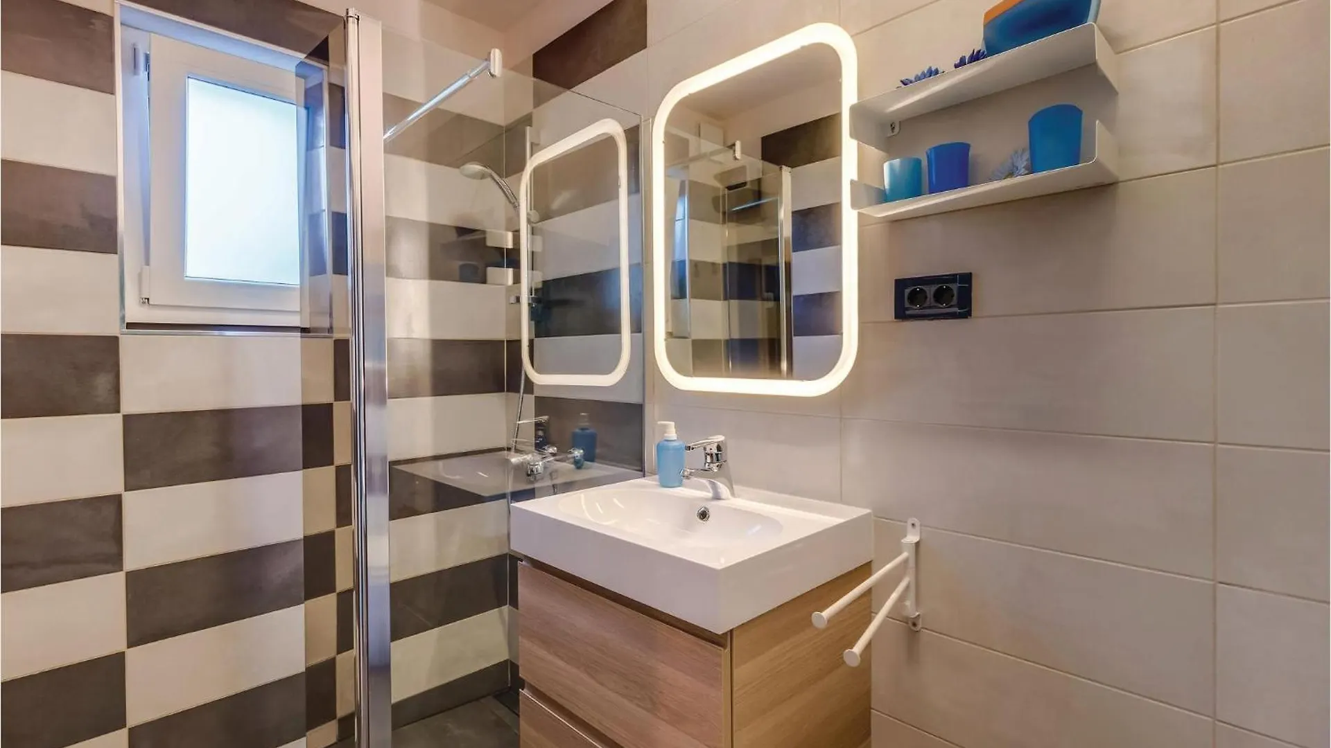 Сasa de vacaciones Pet Friendly Home In Mali Losinj With Sauna